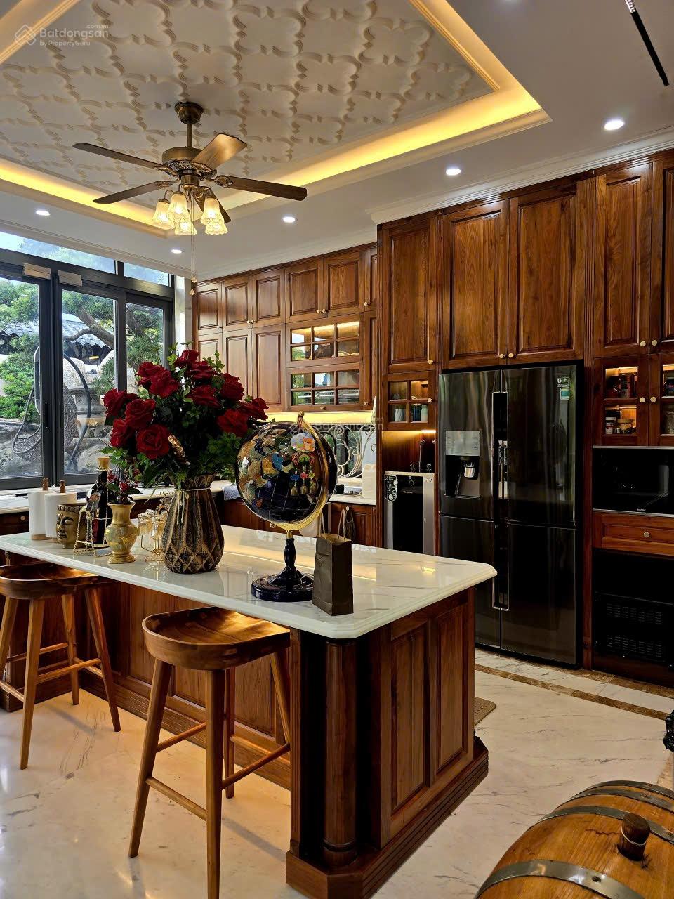 Bán siêu biệt thự - KDC Vườn Lài, An Phú Đông - Quận 12, DT 423m2 giá 42tỷ, LH 0389 979 ***