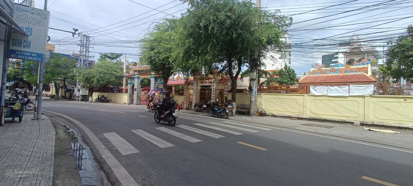 [ Nhà Góc 2 mặt tiền Tháp Bà _ cách biển Trần Phú 100m ]  Giá : 6 tỷ