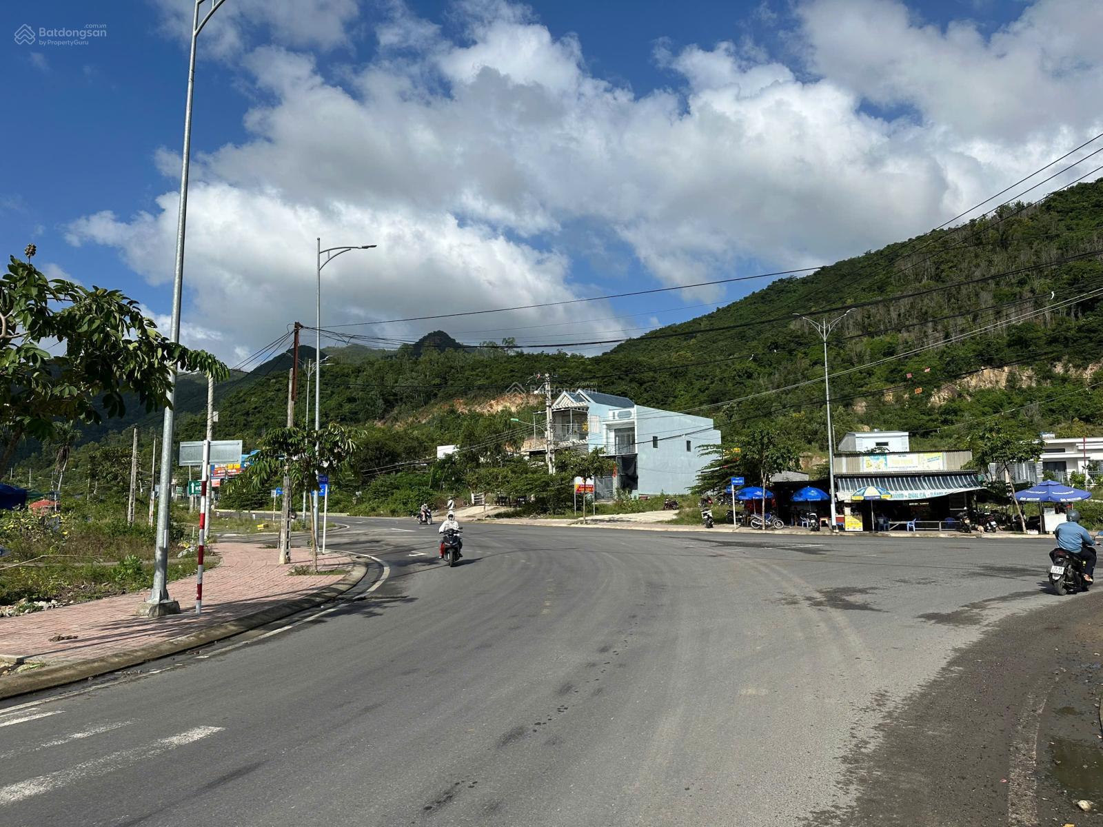 CHO THUÊ 1.350m2 ĐẤT VỊ TRÍ VÀNG  Phước Thượng, PHƯỚC ĐỒNG TP Nha Trang