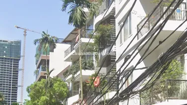 Mặt phố Tây Hồ - Biệt thự lô góc 180 tỷ, 200m2, 3 tầng, mặt tiền 8m - Cách 50m ra Hồ Tây