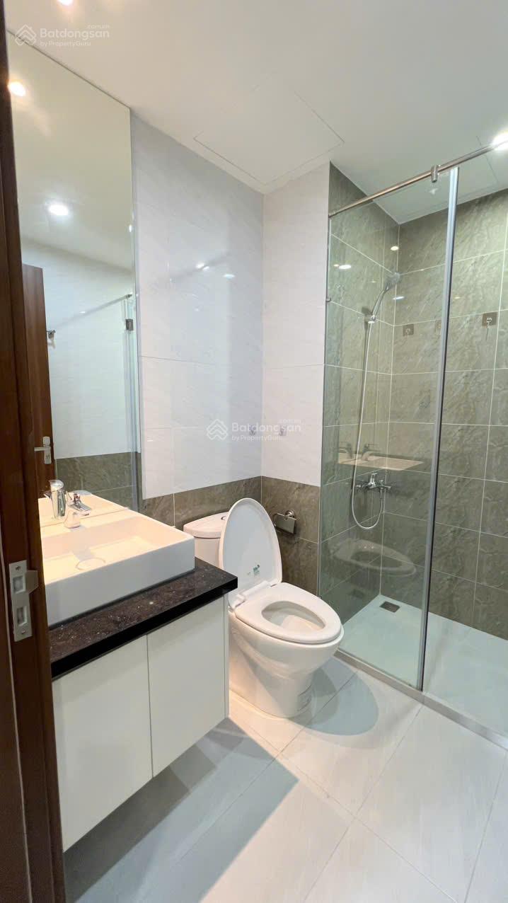 Chuyển nhượng căn hộ Lavida Plus 2PN giá 5.3 tỷ all in, sẵn hợp đồng thuê, giao full nội thất