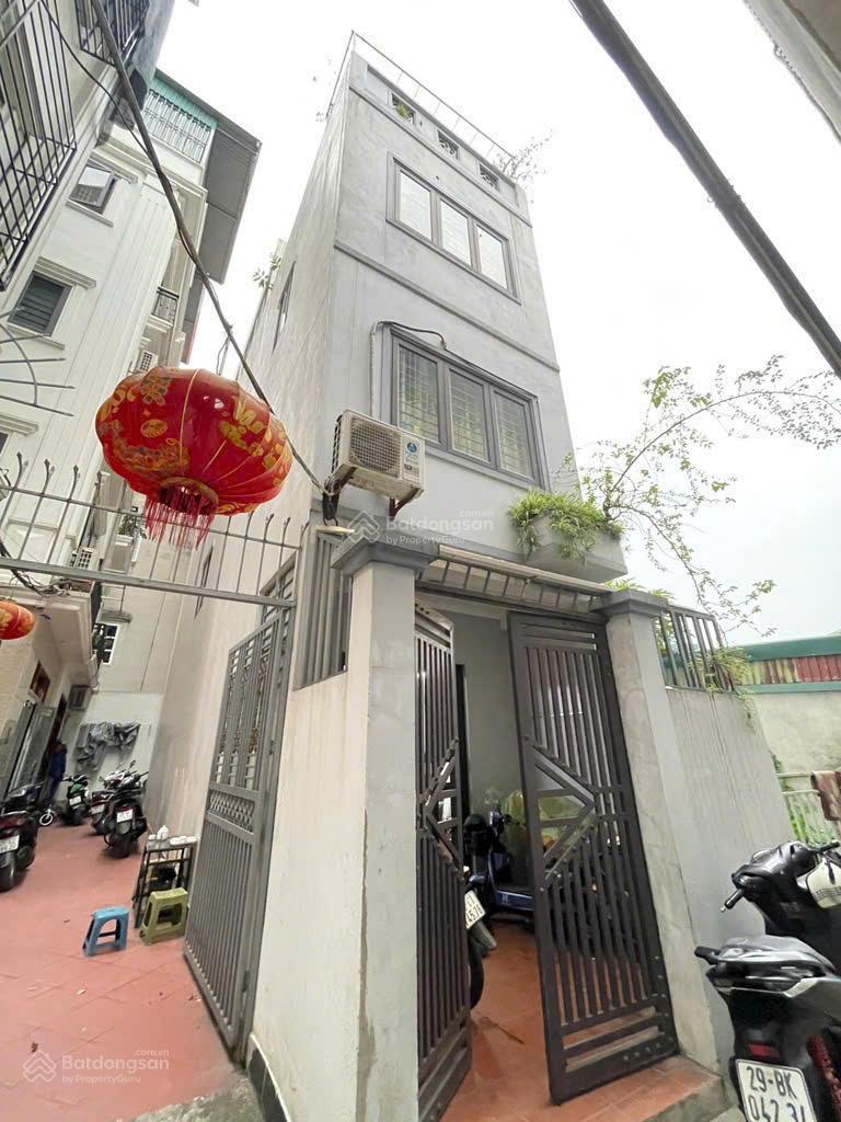 CẦN BÁN NHÀ THẠCH BÀN LONG BIÊN HÀ NỘI.