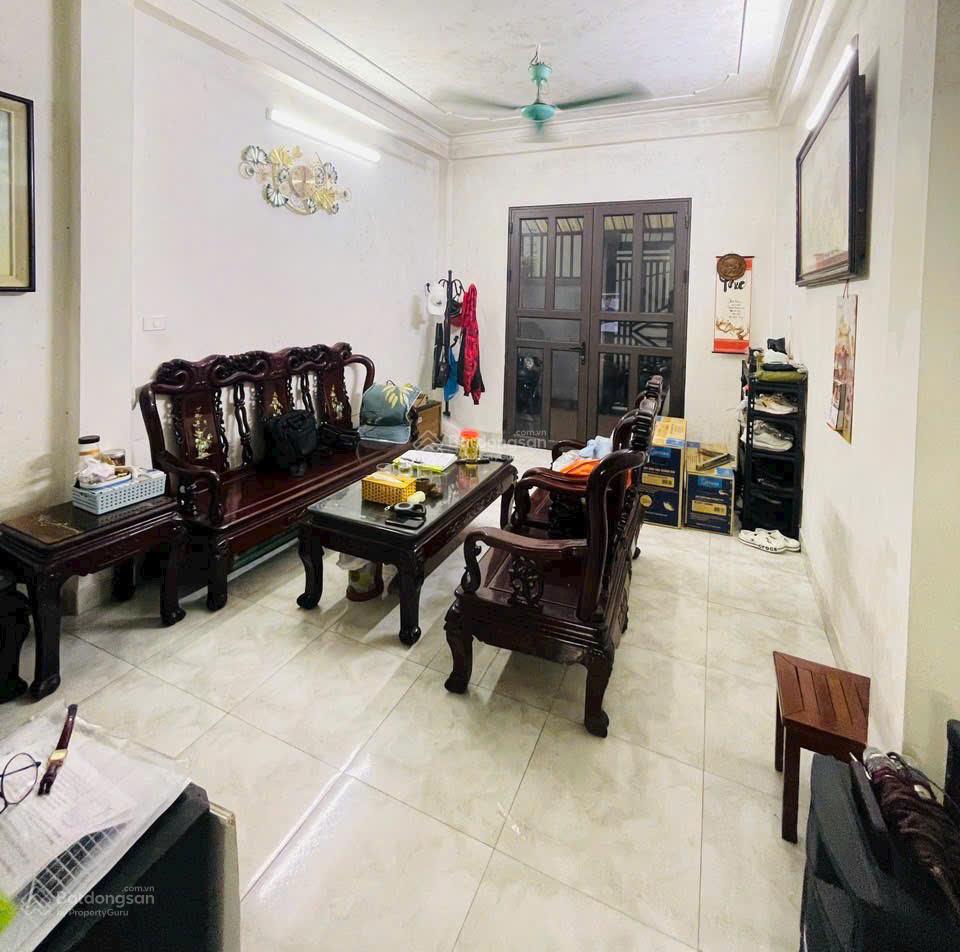 CẦN BÁN NHÀ THẠCH BÀN LONG BIÊN HÀ NỘI.