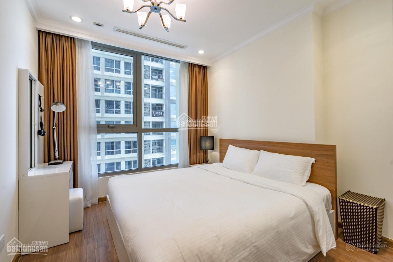 Bán căn hộ 3 phòng ngủ, lầu cao thoáng mát, nội thất cao cấp giá 8.5 tỷ/căn