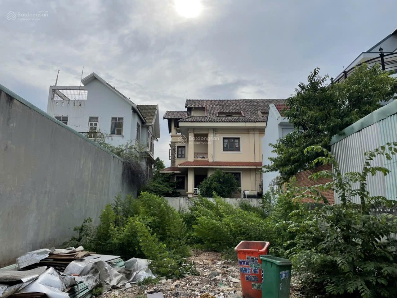 Bán đất tại đường Tân Thới Nhất, Quận 12, HCM, giá chỉ với 10,5 tỷ, 230m2. Full thổ cư. Sổ mới