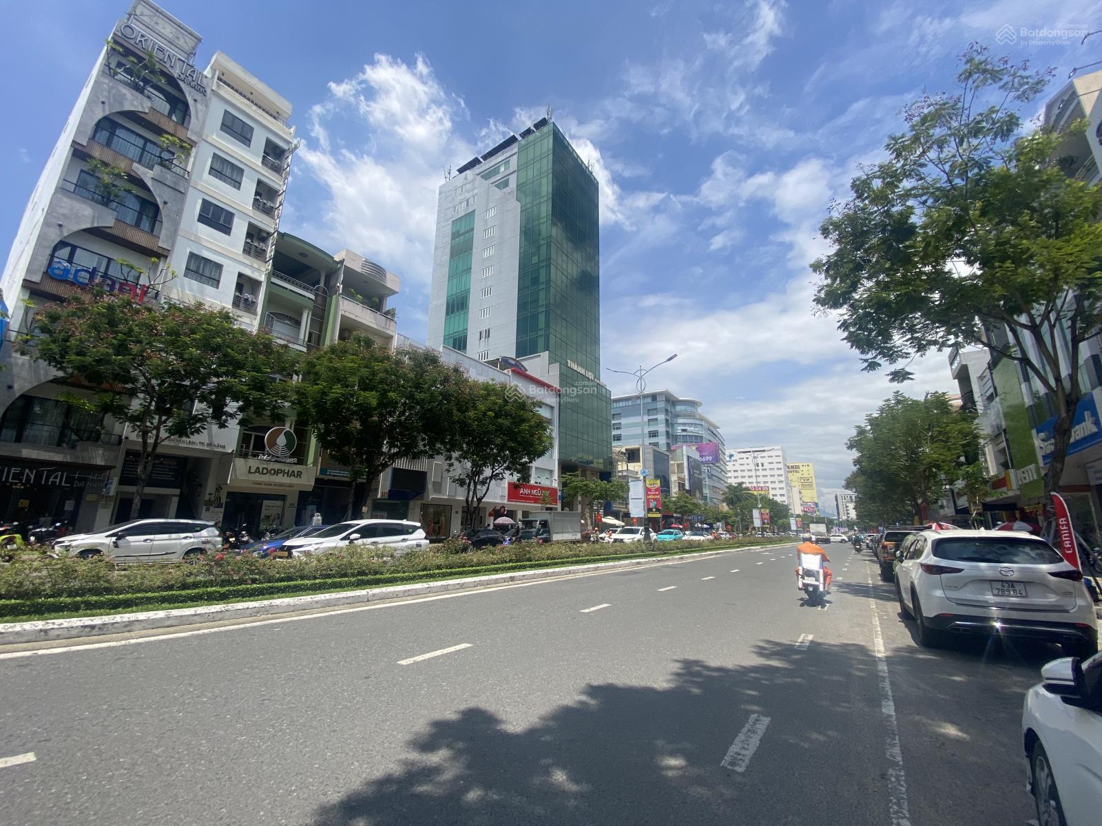 Bán đất 3 mặt tiền đường Nguyễn Hữu Thọ - Đà Nẵng, 65 triệu/m2, 4100m2, vị trí đẹp, sẳn showroom