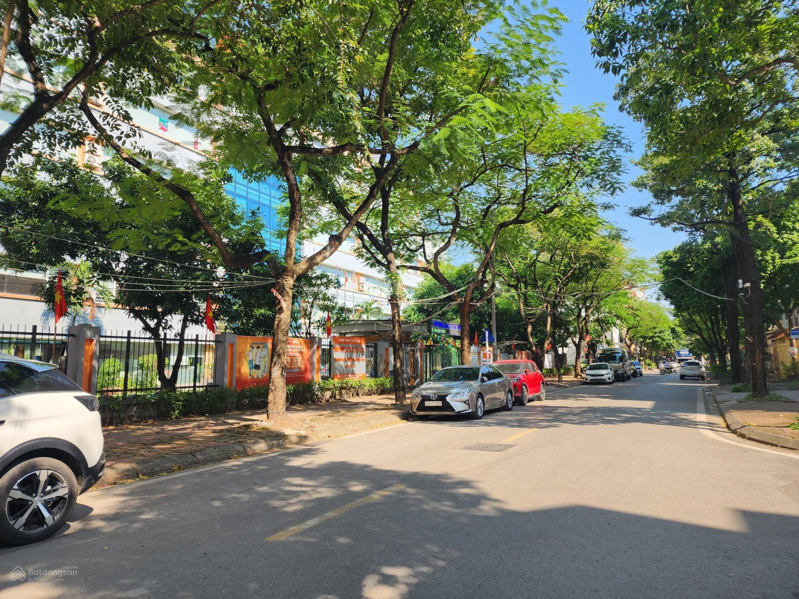 Vị trí vàng - liền kề đối diện trường Billgate, KD mọi loại hình, 75m2 MT 6m giá mềm