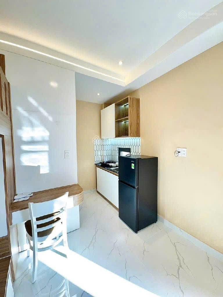 Chủ ngộp bank ra gấp căn hộ dịch vụ dòng tiền 45 triệu/ tháng, đường 59, 68m2, 8 tỷ.