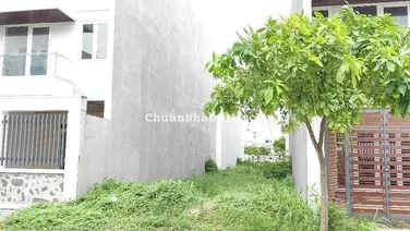 Bán gấp lô đất 120m2 Bà Rịa City Gate ngay trung tâm Bà Rịa giá 2.050 tỷ rất hời. LH Yến 0775 707 ***