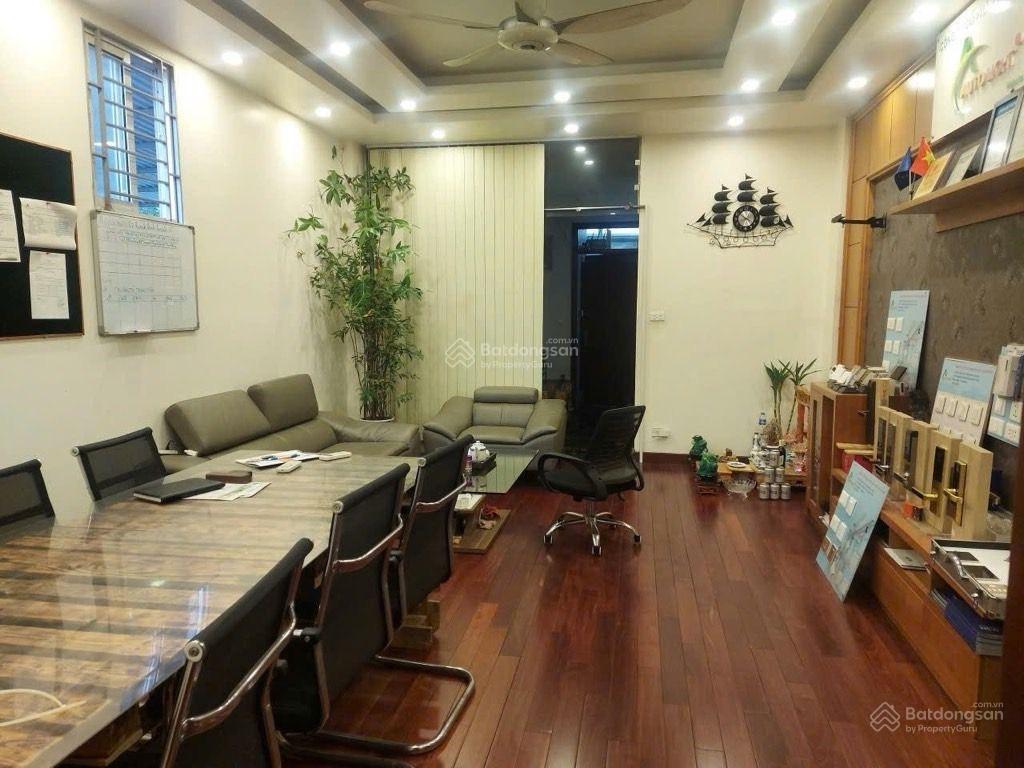 Quá đẹp! Nguyễn Lân 65m2, 5 tầng, 17 tỷ, ô tô đỗ cửa, phân lô quân đội, vừa ở vừa kinh doanh đẹp