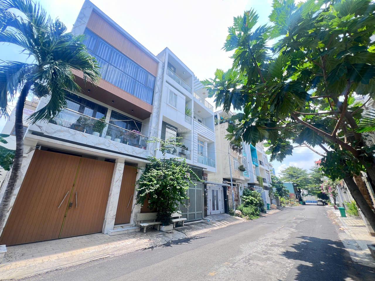 Hàng Hiếm - Bán căn nhà đẹp 8x20 Cn 160M2 Hầm 3 tầng đường 33 khu An Phú-An Khánh, Quận 2.Chỉ 34ty9