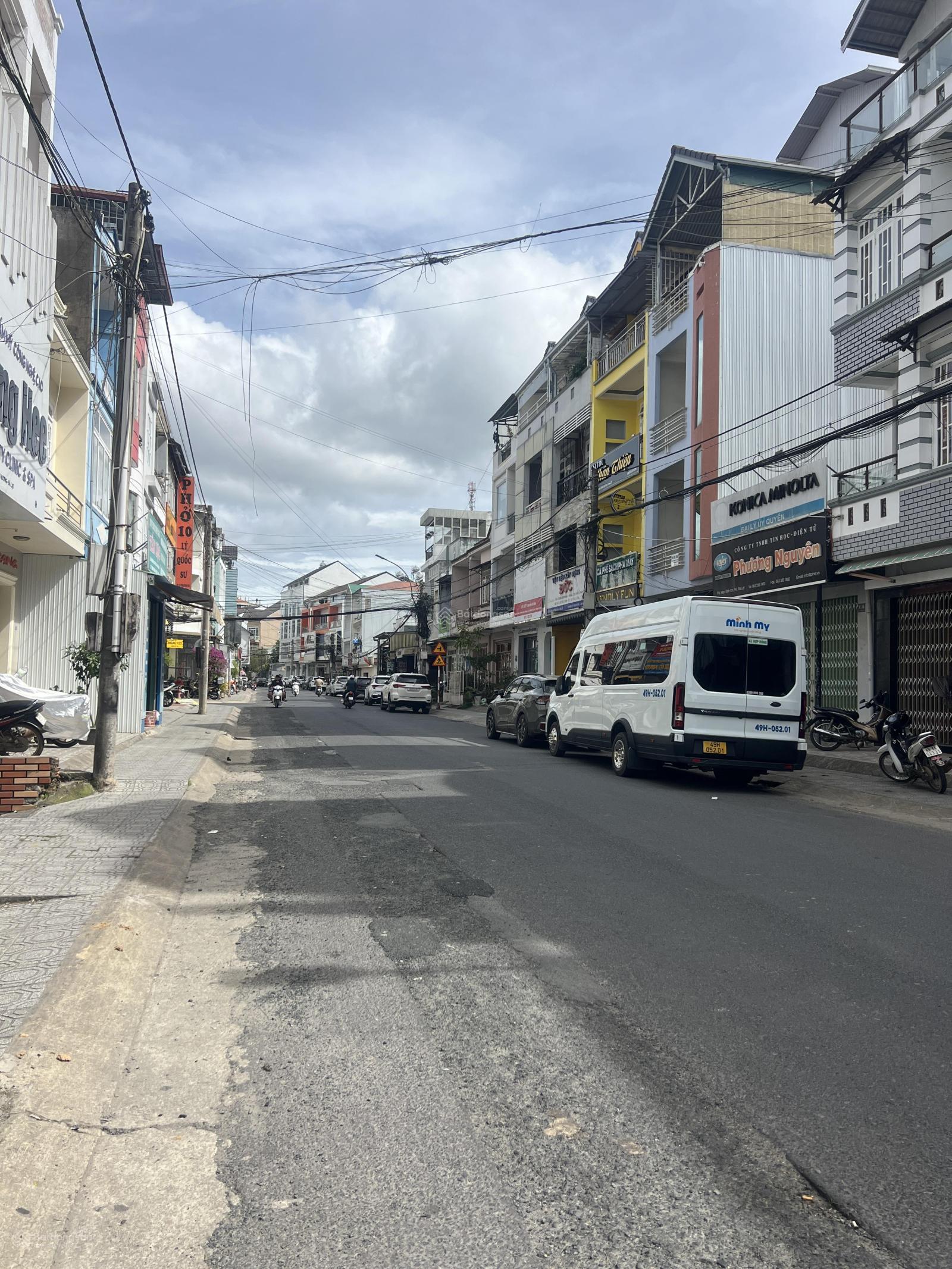 Bán nhà mặt tiền kinh doanh Mạc Đĩnh Chi sổ hoàn công P4 Đà Lạt (giá 17 tỷ)