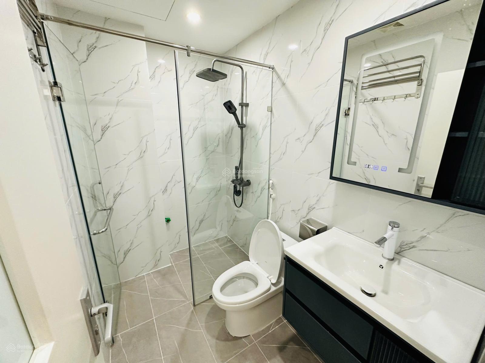 Chính chủ bán nhà phân lô phố Kim Đồng, 7 tầng thang máy cực đẹp Chính chủ bán nhà phân lô phố Kim Đồng, 7 tầng thang máy cực đẹp