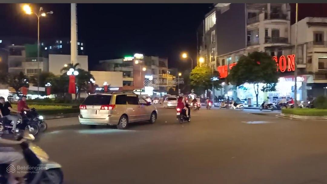 Bán gấp nhà 1 lầu gần mặt tiền ngay Vòng xoay Lê Đại Hành, Khu Lữ Gia.