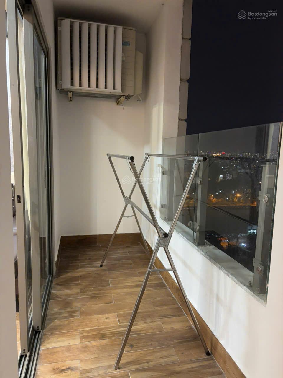 Cho Thuê Căn Hộ Garden Gate, 84m2, 2PN,2WC, Full Nội Thất, Giá 19 triệu/tháng, Liên Hệ: 0976 028 ***