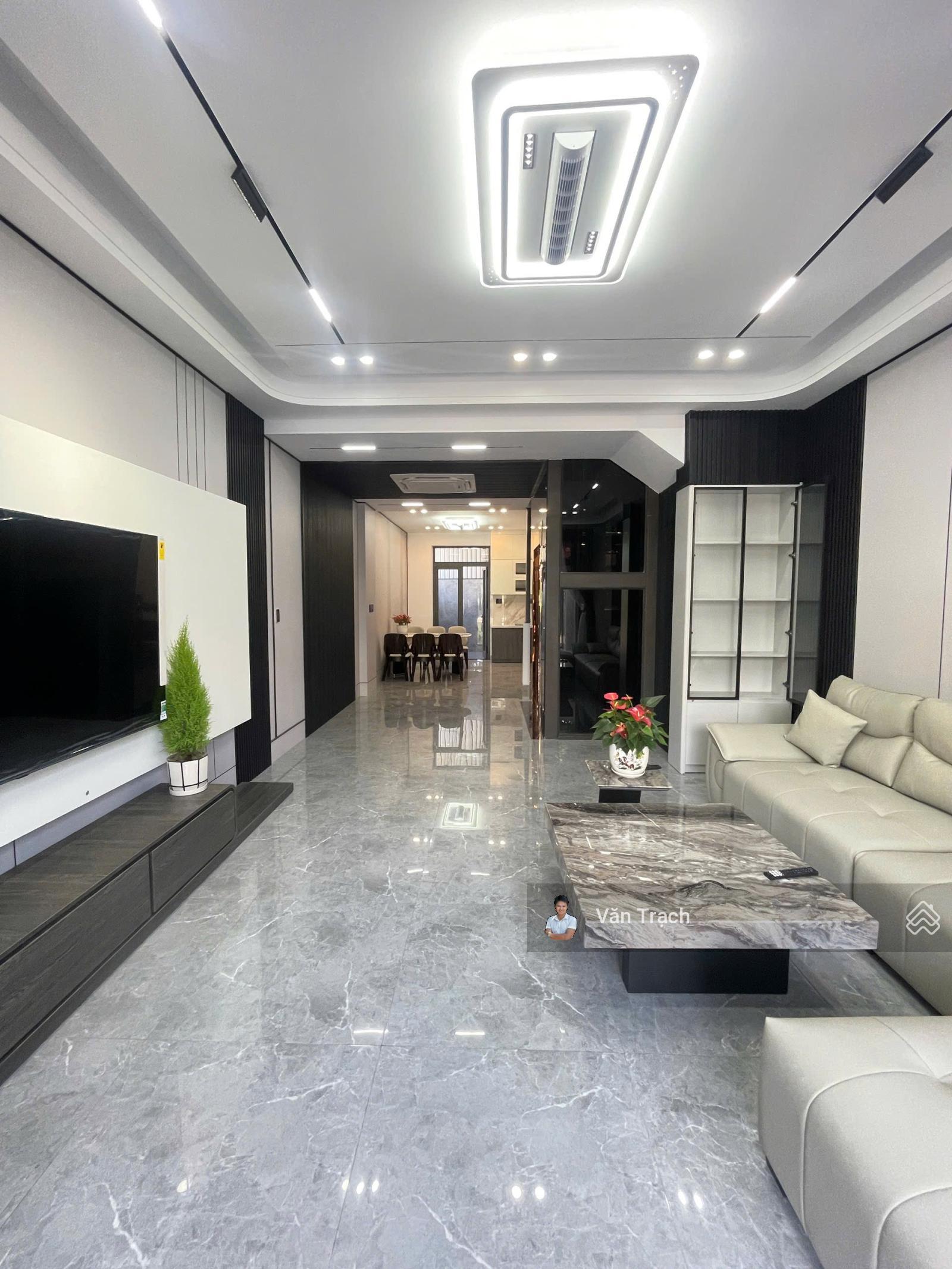 Nhà mới xây hiện đại đẹp full nội thất xịn KĐT Mỹ Gia, Vĩnh Thái, Nha Trang đường thông thang máy