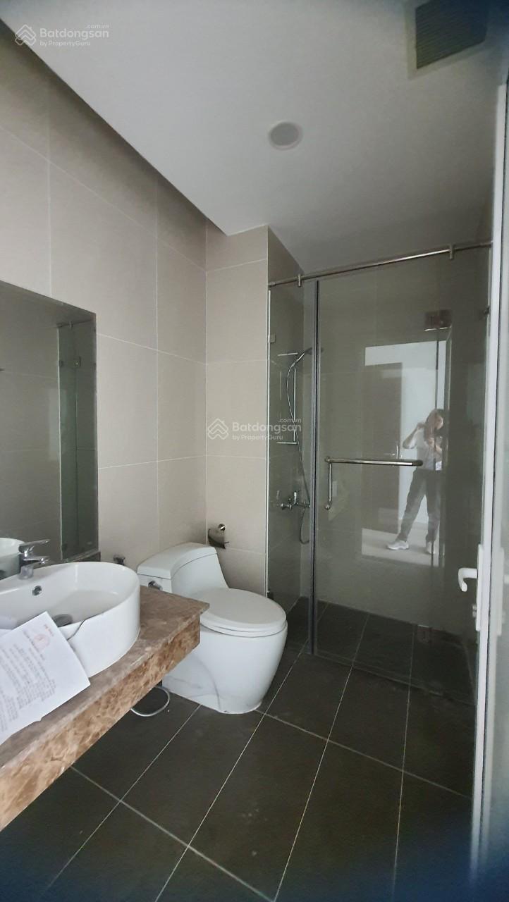 Văn phòng Golden king PMH 33m2 có sẵn máy lạnh âm trần .LH 0909 448 *** Ms Hiền