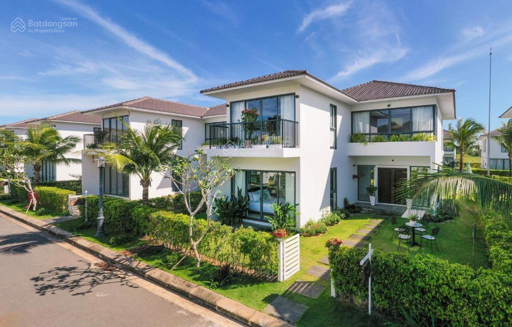 Bán biệt thự dự án mặt biển bãi Trường - Andochine Resort ( cạnh Novotel Phú Quốc) 378m2 giá 23 tỷ