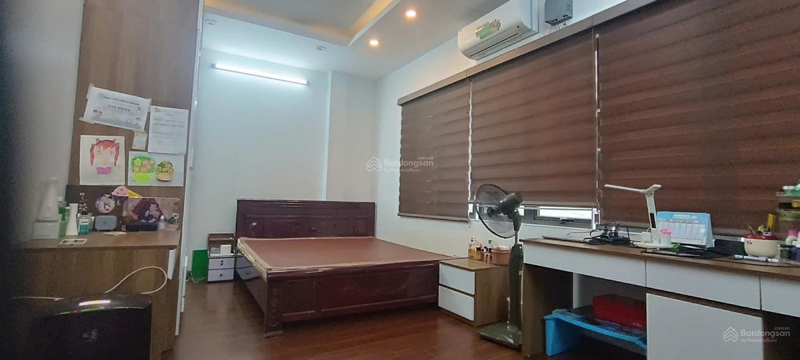 Bán nhà 50m2 Quỳnh Đô, 4 tầng, ô tô đỗ cửa, giá 6.5 tỷ Bán nhà 50m2 Quỳnh Đô, 4 tầng, ô tô đỗ cửa, giá 6.5 tỷ