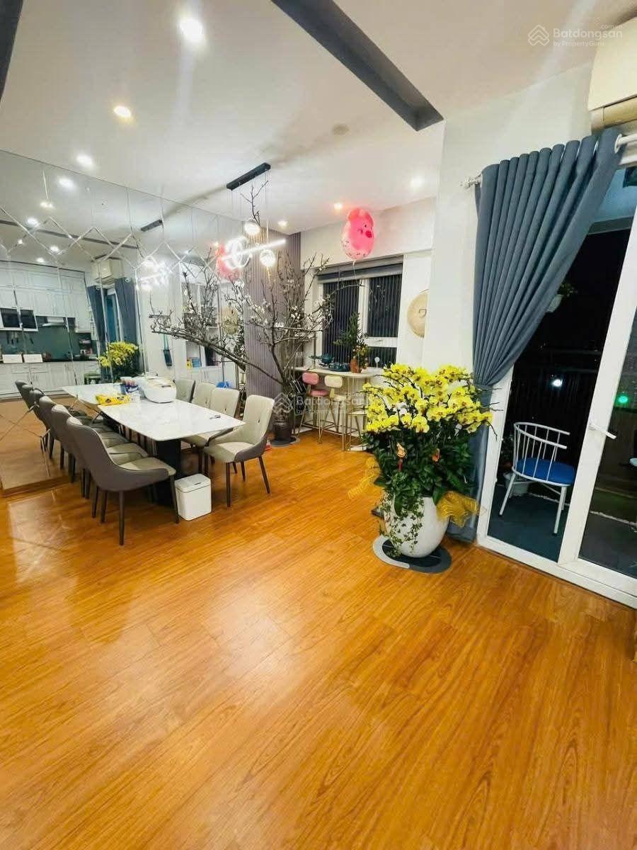 Cần bán căn 3 ngủ, tòa B Star Tower Số 83 Khương Trung, Thanh Xuân. 92m2, nội thất đẹp, giá 7.8 tỷ Cần bán căn 3 ngủ, tòa B Star Tower Số 83 Khương Trung, Thanh Xuân. 92m2, nội thất đẹp, giá 7.8 tỷ