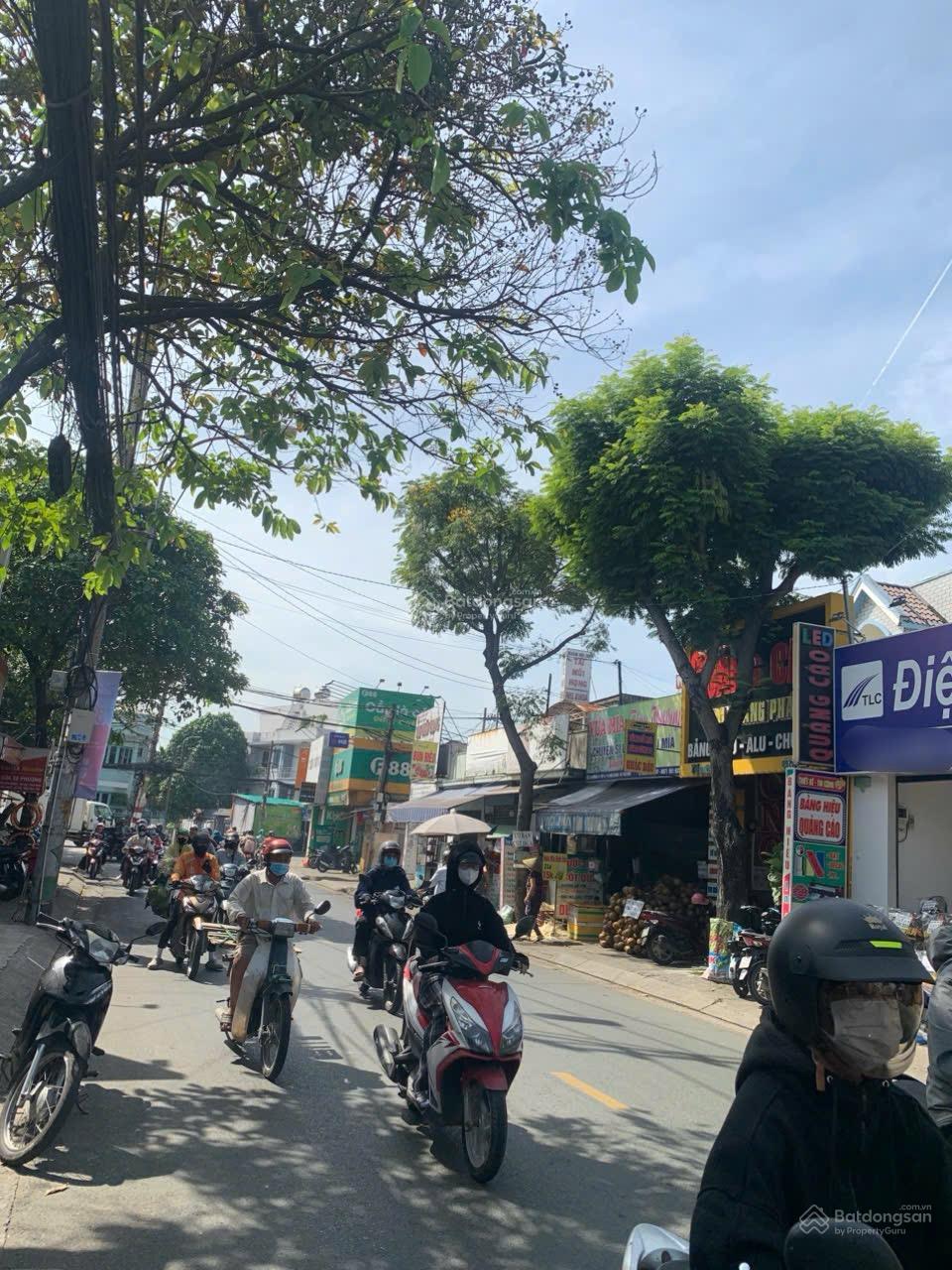 Siêu phẩm 2 tầng nhà mặt tiền kinh doanh đường số 11, P linh Xuân, TP Thủ Đức DT 110m2 (5 x 21m)