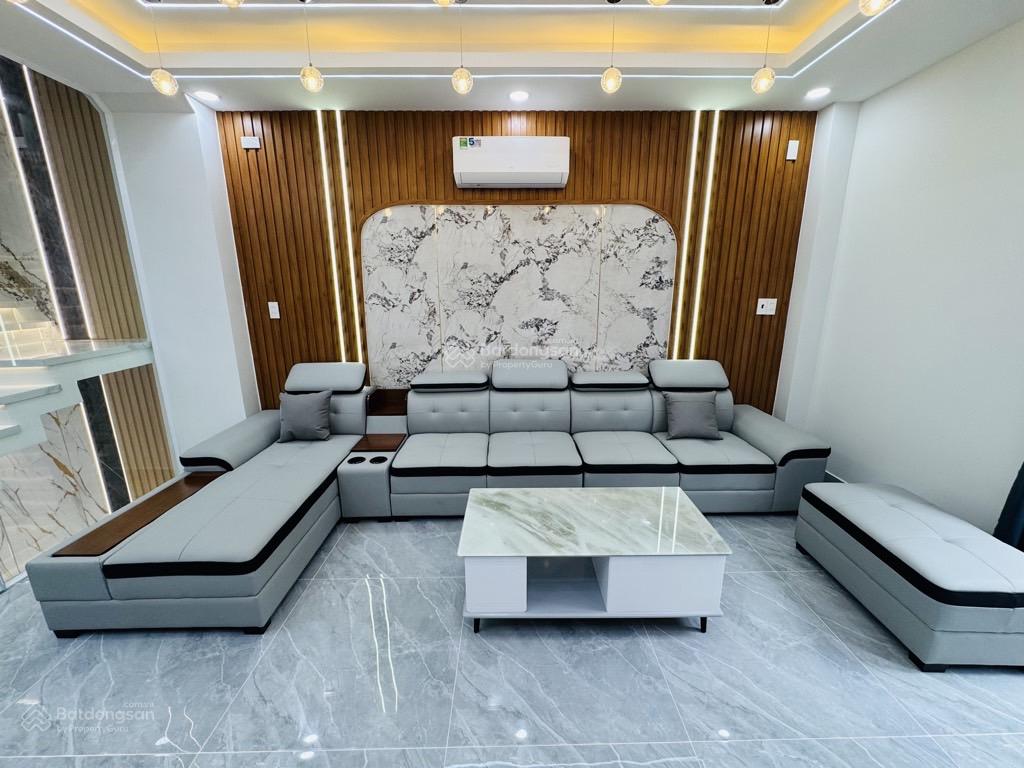 Nhà 6 TẦNG MỚI XÂY 4x18 ĐƯỜNG NGUYỄN ẢNH THỦ 8 TỶ OTO VÀO NHÀ QUẬN 12