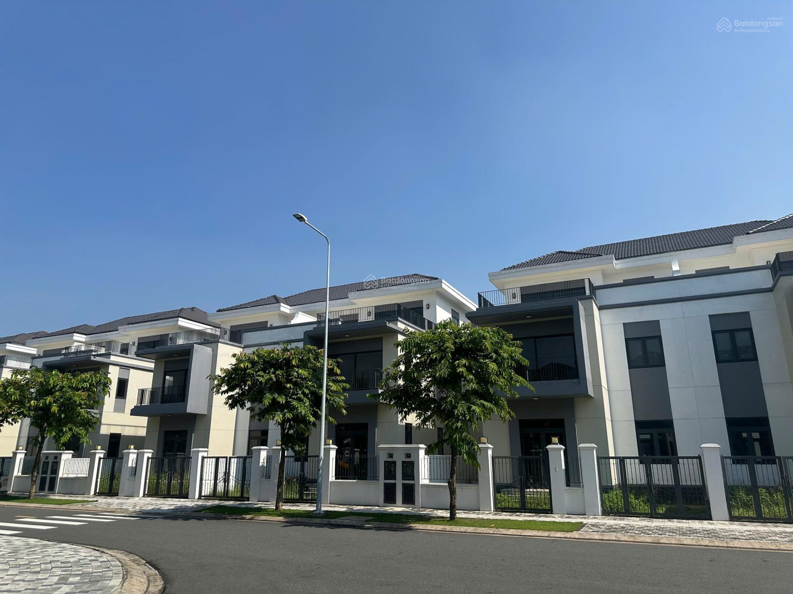 CẮT LỖ 1,3 TỶ NHÀ PHỐ 6x20 PHÂN KHU NORTH 5 ĐẢO PHƯỢNG HOÀNG