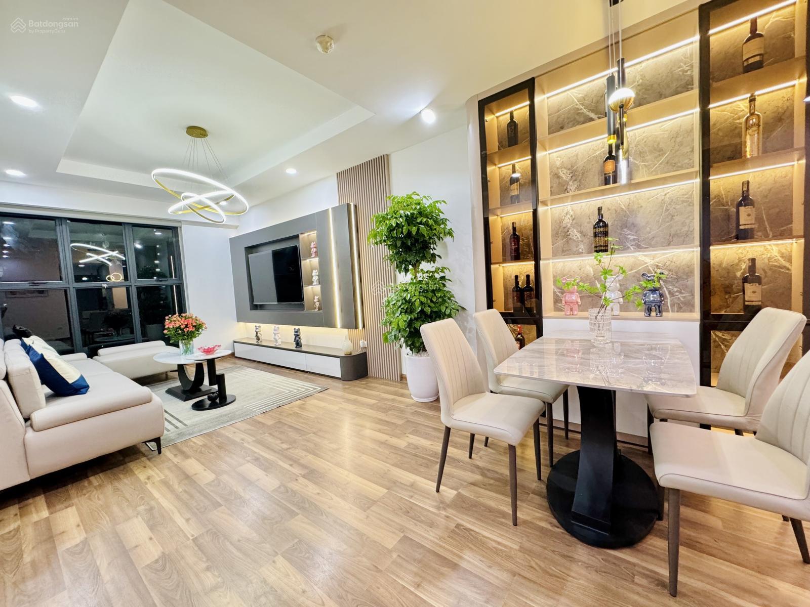 Chủ nhà gửi bán căn hộ 104m2 3 ngủ 2wc căn góc Green Park full nội thất mới 100% có thương lượng Chủ nhà gửi bán căn hộ 104m2 3 ngủ 2wc căn góc Green Park full nội thất mới 100% có thương lượng