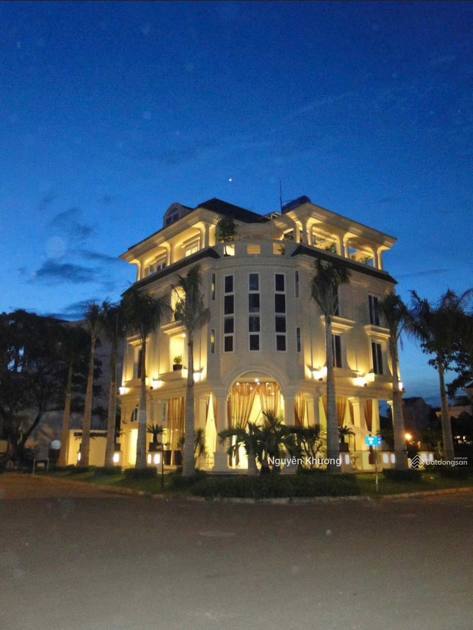 Siêu phẩm góc 2 mặt tiền Xô Viết Nghệ Tĩnh (DT: 8x21m) 4 tầng HĐT: 140 tr/tháng giá bán 35 tỷ