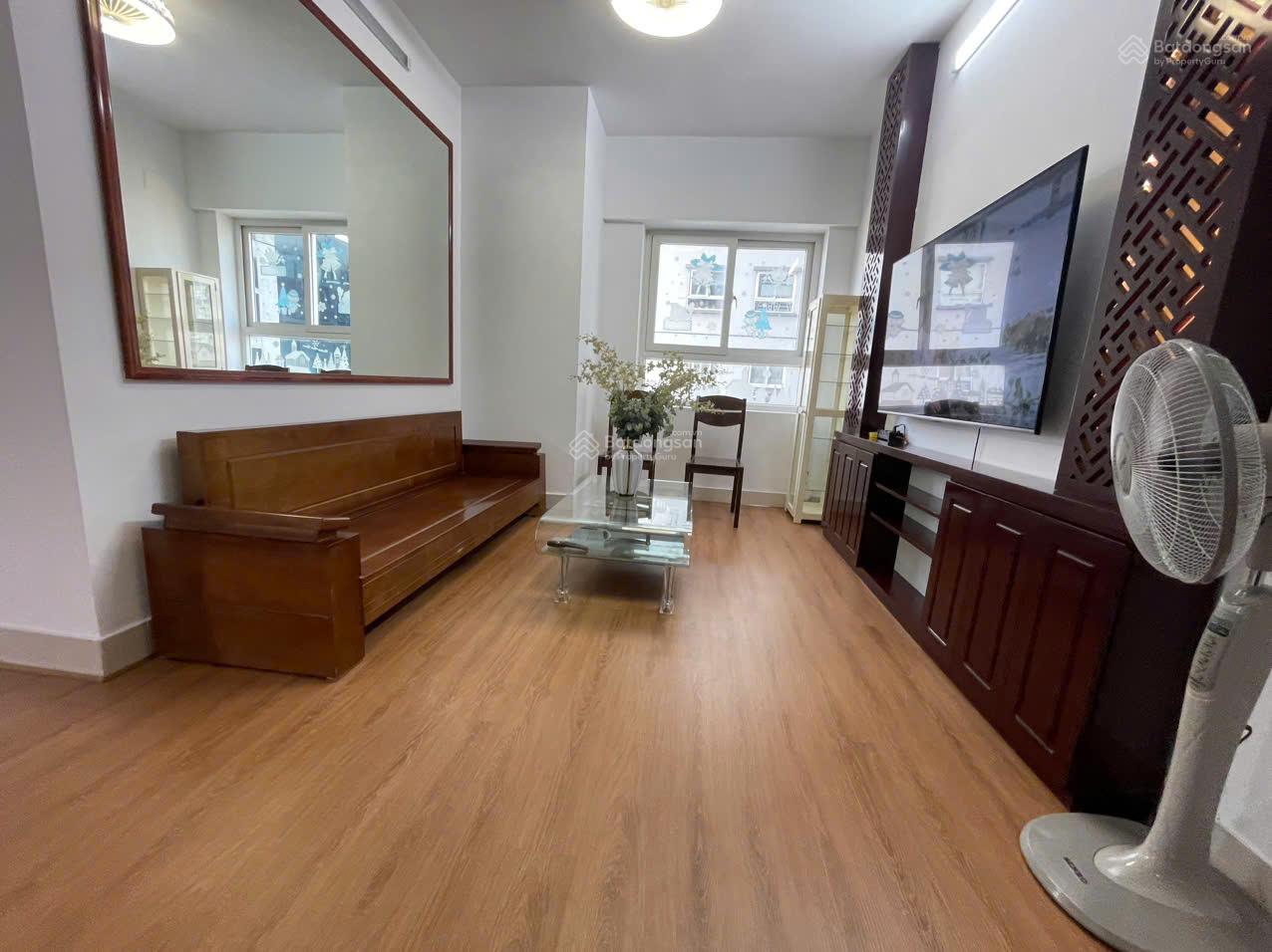 Chính chủ bán căn hộ chung cư toà Sông Hồng Park View DT 107m2, 3 phòng ngủ, căn góc view thoáng