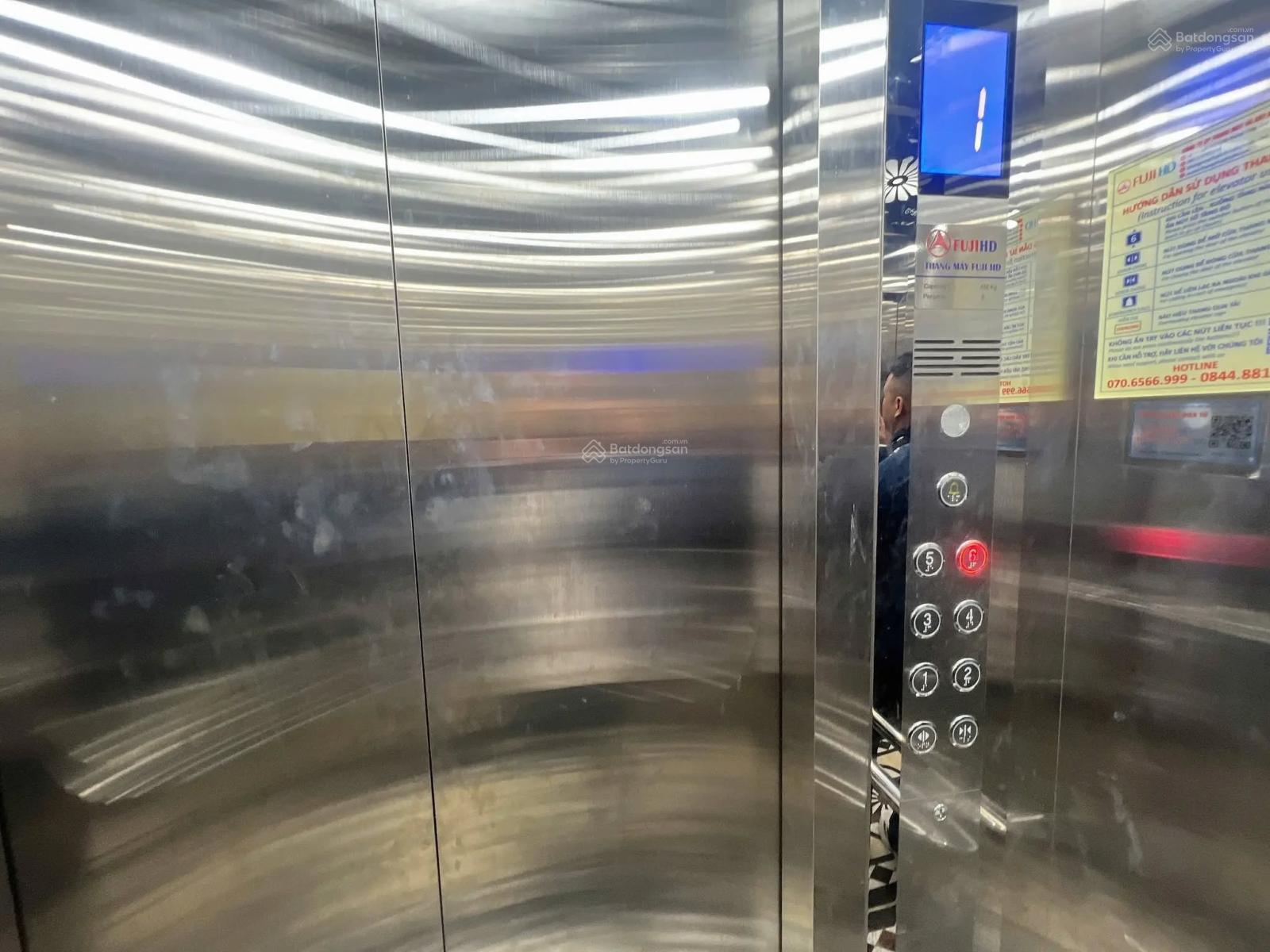 Bán toà chung cư mini Yên Xá, 11 phòng kín, Thang máy, dòng tiền cực tốt, DT 40 m2, giá 10,5 tỷ Bán toà chung cư mini Yên Xá, 11 phòng kín, Thang máy, dòng tiền cực tốt, DT 40 m2, giá 10,5 tỷ