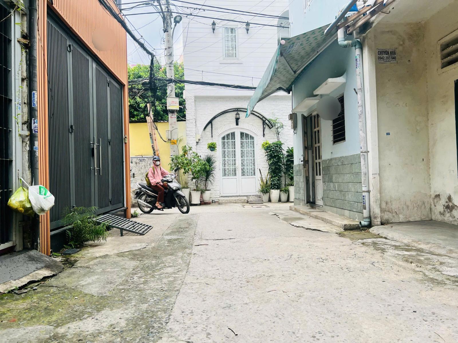 Nhà cấp 4 HXH Đồng Đen, P14, TB, HCM, DT: 4.1 x 15m, nở hậu 4.5m - Tổng 65.2m2, giá chỉ 8.3 tỷ TL