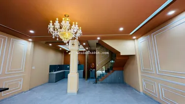 Nhà đẹp 3 tầng xây mới 100% ở Vĩnh Phước - trung tâm Nha Trang, cách biển 500m