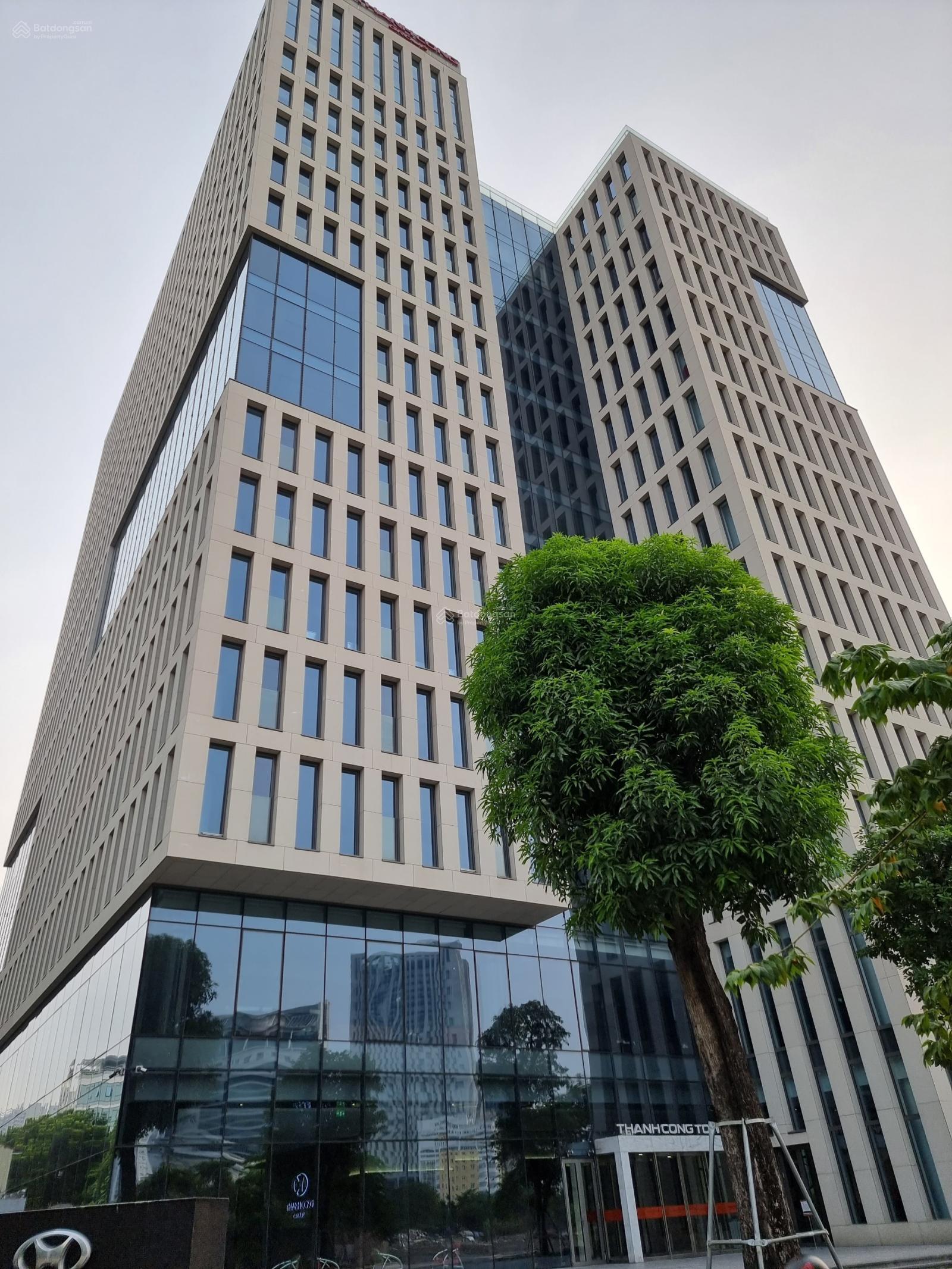 Bán tòa khách sạn 5 sao mặt Phố Châu Văn Liêm, DT 3.353,5m2 x 32 tầng (4 hầm 28 nổi) 259 phòng Bán tòa khách sạn 5 sao mặt Phố Châu Văn Liêm, DT 3.353,5m2 x 32 tầng (4 hầm 28 nổi) 259 phòng