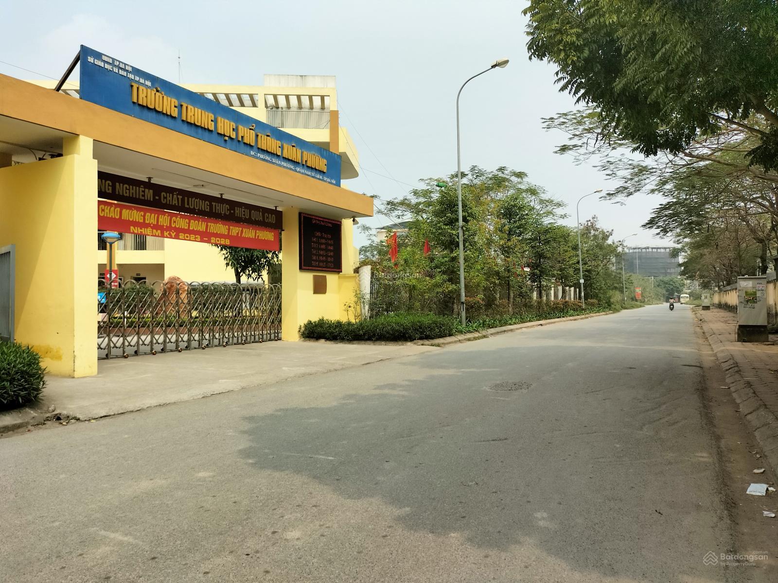 8.05 tỷ. Đầu tư - Xây CCMN. Ô đất 70m2. Mặt tiền 5m. Đường 3m. Cách ô tô 200m. Đường Lai Xá - HĐ