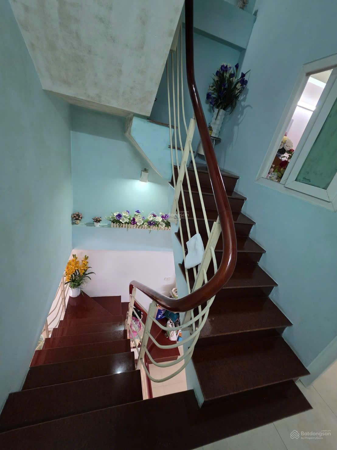 Bán nhà 5 tầng ô tô tránh Minh Khai Bắc Từ Liêm Hà Nội giá 9,5 tỷ