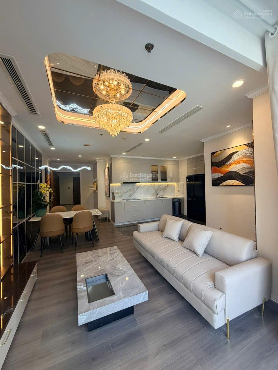 Căn hộ chung cư 2PN tại Vinhomes Central Park, 11 tỷ VND, 80 m2, hàng hiếm tại Bình Thạnh