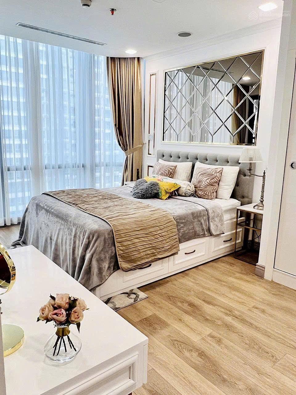 Cho thuê CH 2PN, 2WC, 80m2, 23 triệu tại Vinhomes Central Park, Q. Bình Thạnh, HCM Cho thuê CH 2PN, 2WC, 80m2, 23 triệu tại Vinhomes Central Park, Q. Bình Thạnh, HCM