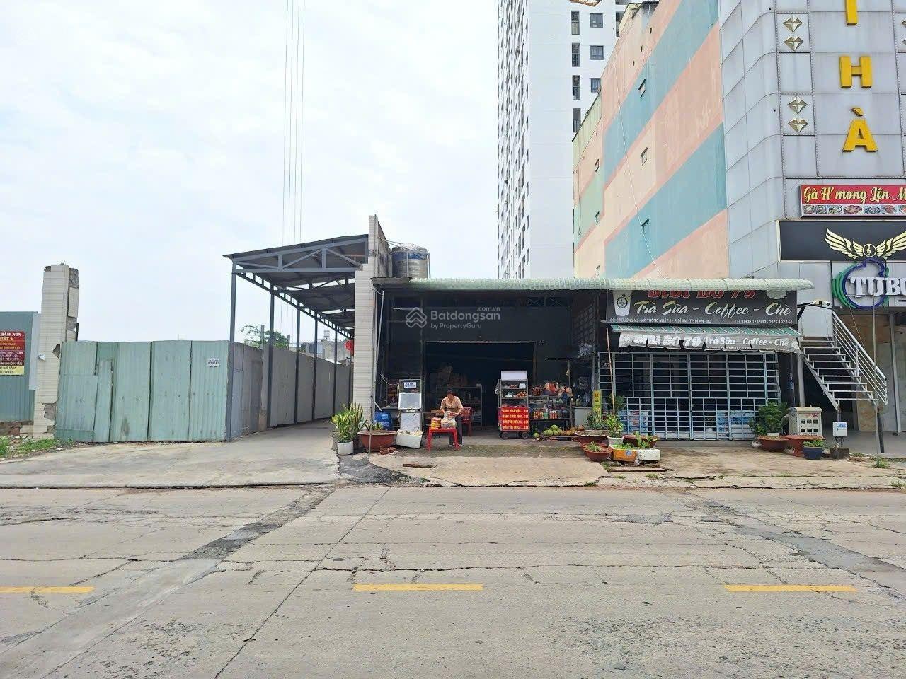 Đất mặt tiền kinh doanh gần VinCom ngã tư 550, phường Dĩ An, TP Dĩ An