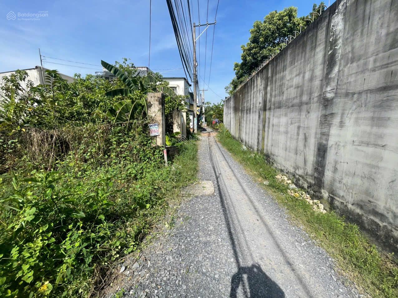 Chính chủ bán lô đất vườn tại Long Phước 369m2 Giias 13,5 tr/m2 TL