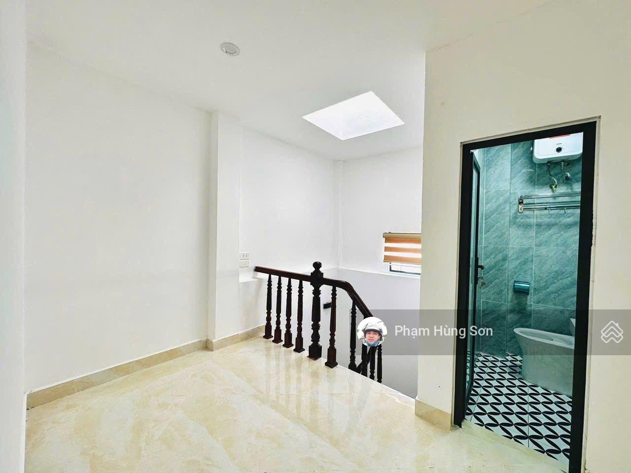 Bán gấp nhà Giáp Bát- nhà đẹp,bay nhanh, cách mặt phố 20m 6,5 tỷ, 25m2, 3PN, 2WC