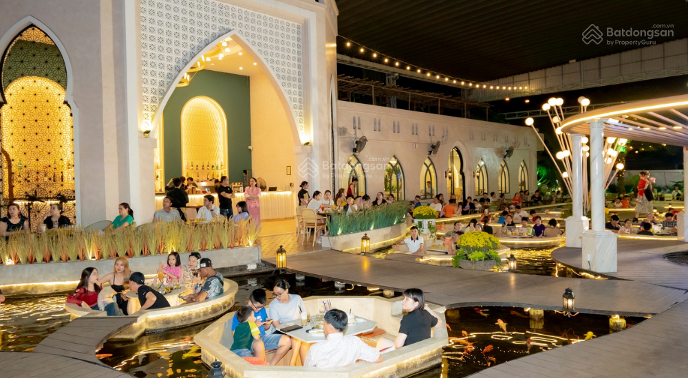 Định cư bán tài sản - Bán nhà mặt tiền đường Lê Văn Việt Q9 - DT: 40*79 - HĐT 205tr/th - giá 199 tỷ Định cư bán tài sản - Bán nhà mặt tiền đường Lê Văn Việt Q9 - DT: 40*79 - HĐT 205tr/th - giá 199 tỷ