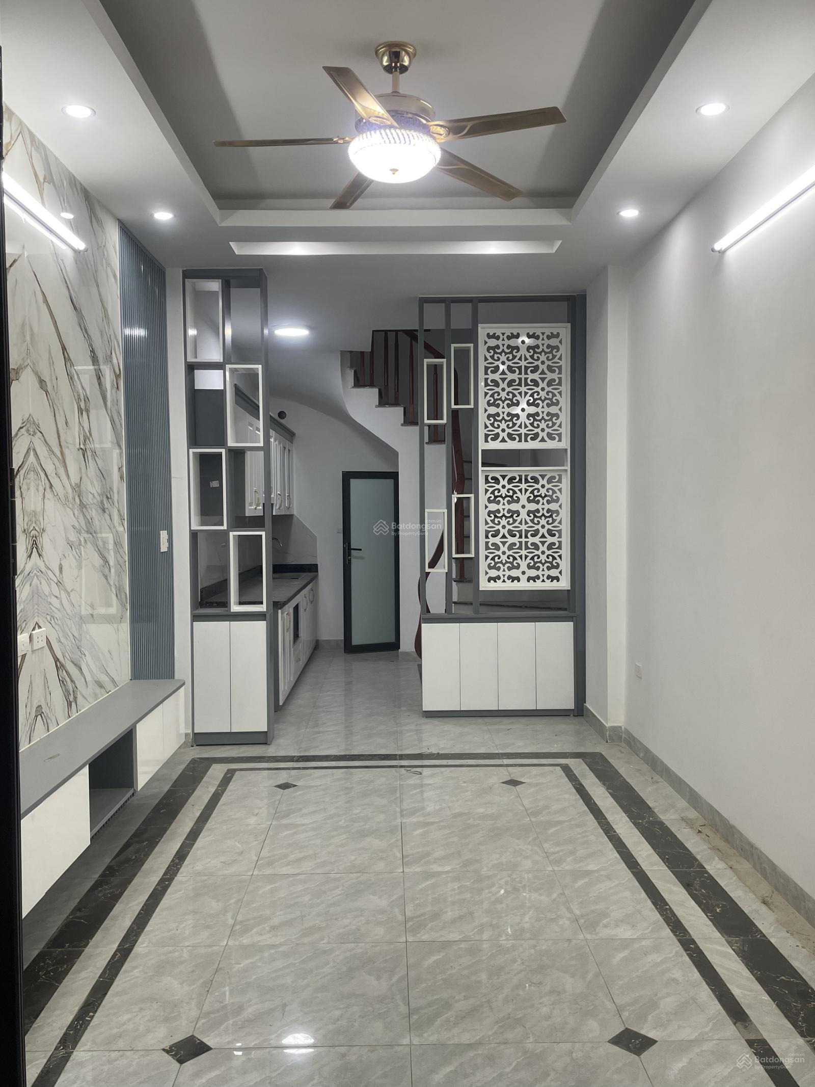 Sót lại Việt Hưng 5 tầng xây mới 30m2 mặt tiền 4m ngay sát Vinhomes, Big C giá chỉ 6.65 tỷ Sót lại Việt Hưng 5 tầng xây mới 30m2 mặt tiền 4m ngay sát Vinhomes, Big C giá chỉ 6.65 tỷ