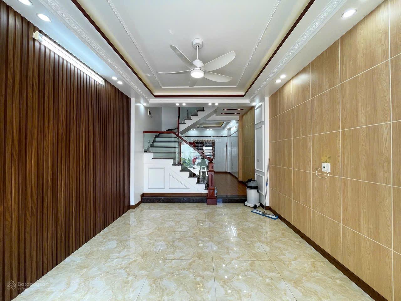 Nhà 4 tầng dân xây TĐC Sao Sáng (618 Ngô Gia Tự)