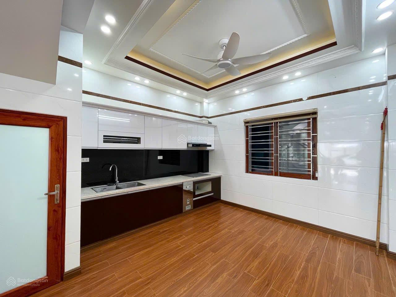 Nhà 4 tầng dân xây TĐC Sao Sáng (618 Ngô Gia Tự)