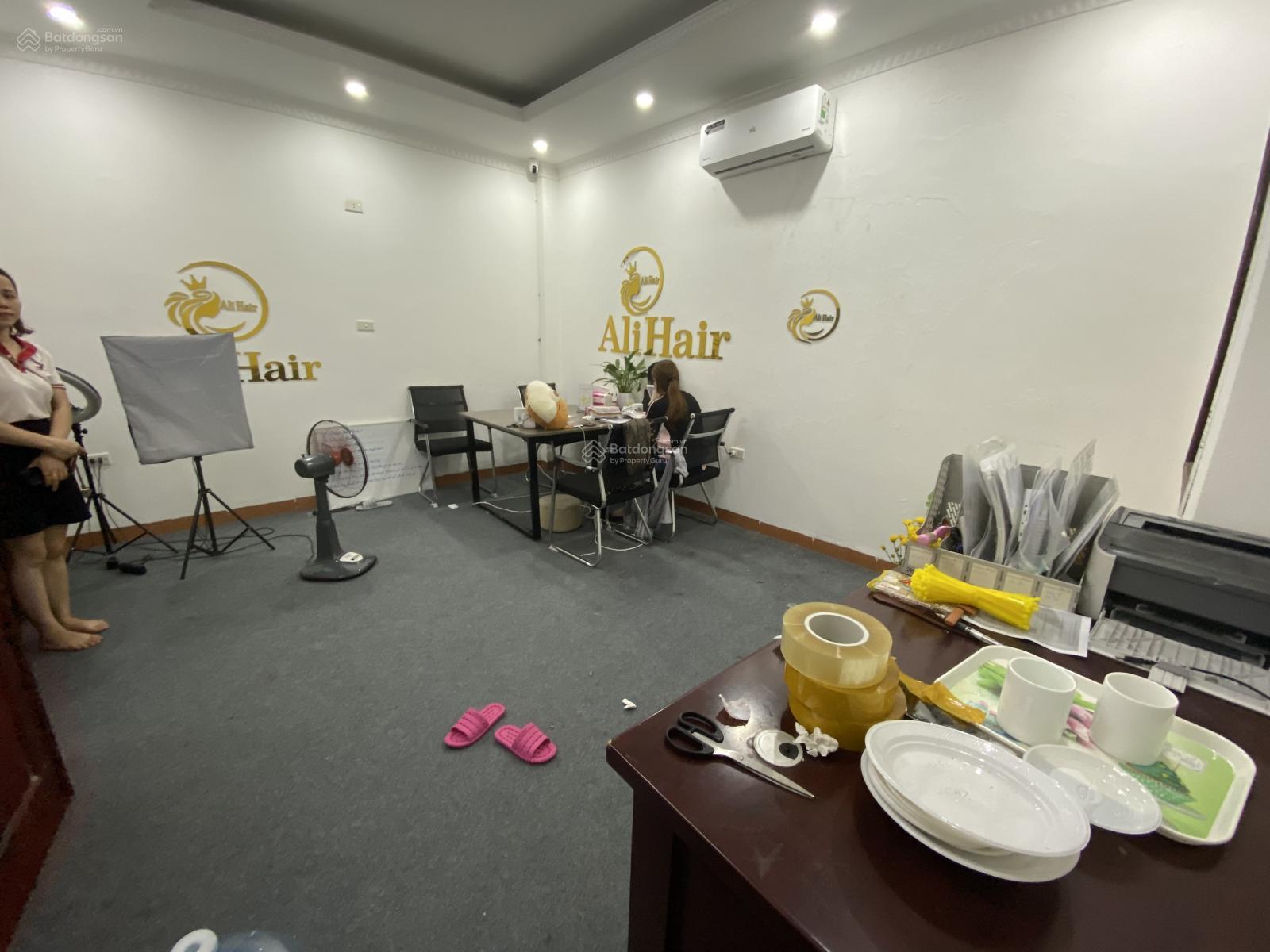 Cho thuê văn phòng yên hòa - trần kim xuyến 30m2- 50m2 giá thuê 4tr-5tr