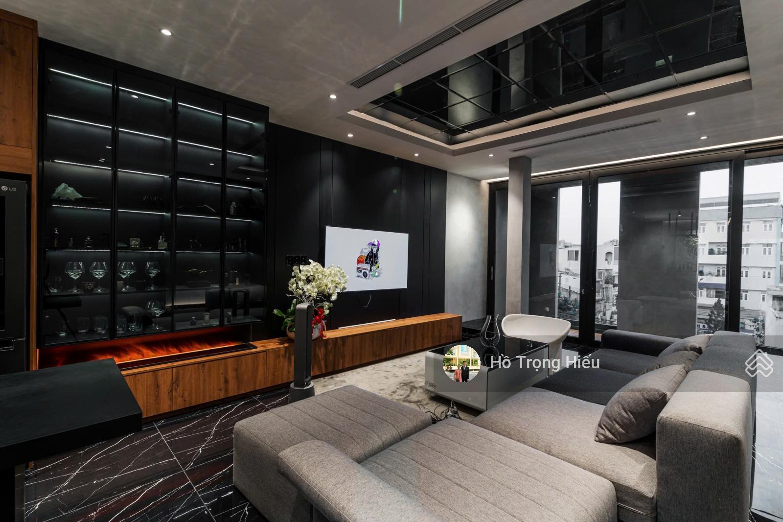 Giá tốt nhất! Bán nhà mặt tiền Bàu Cát, Tân Bình (8x18m) 4 tầng, thuê 110tr/th, bán 29 tỷ