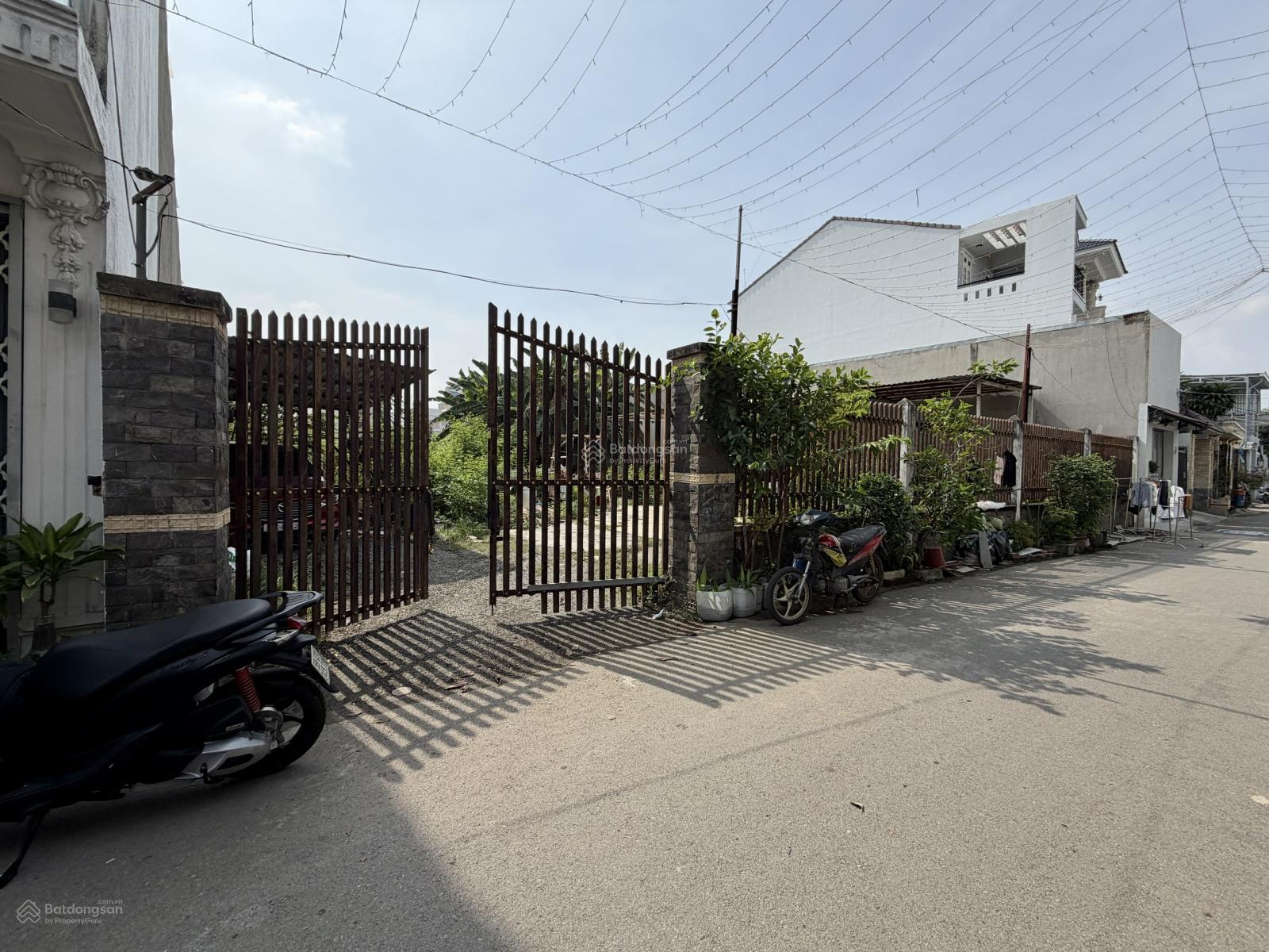 Cho thuê - đất thổ 100% - 1.005,5m2 (19,4 x 51,8) - hẻm (6m) 28 Đào Tông Nguyên, Phú Xuân, Nhà Bè Cho thuê - đất thổ 100% - 1.005,5m2 (19,4 x 51,8) - hẻm (6m) 28 Đào Tông Nguyên, Phú Xuân, Nhà Bè