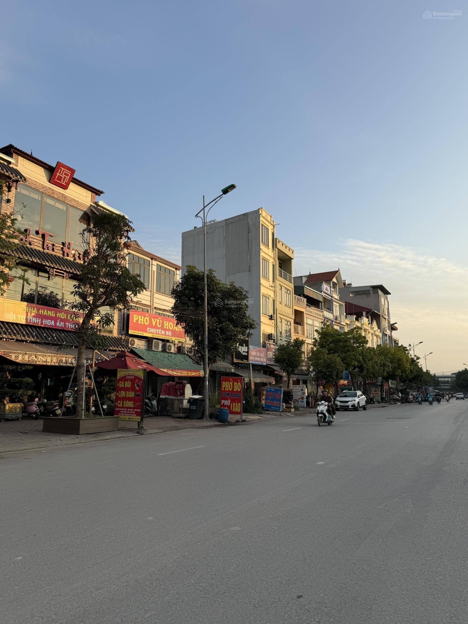 Bán nhà mặt phố Quang Lai - Vũ Lăng đường 20m - vỉa hè 7m nhưng giá chỉ bằng trong ngõ - 78m2