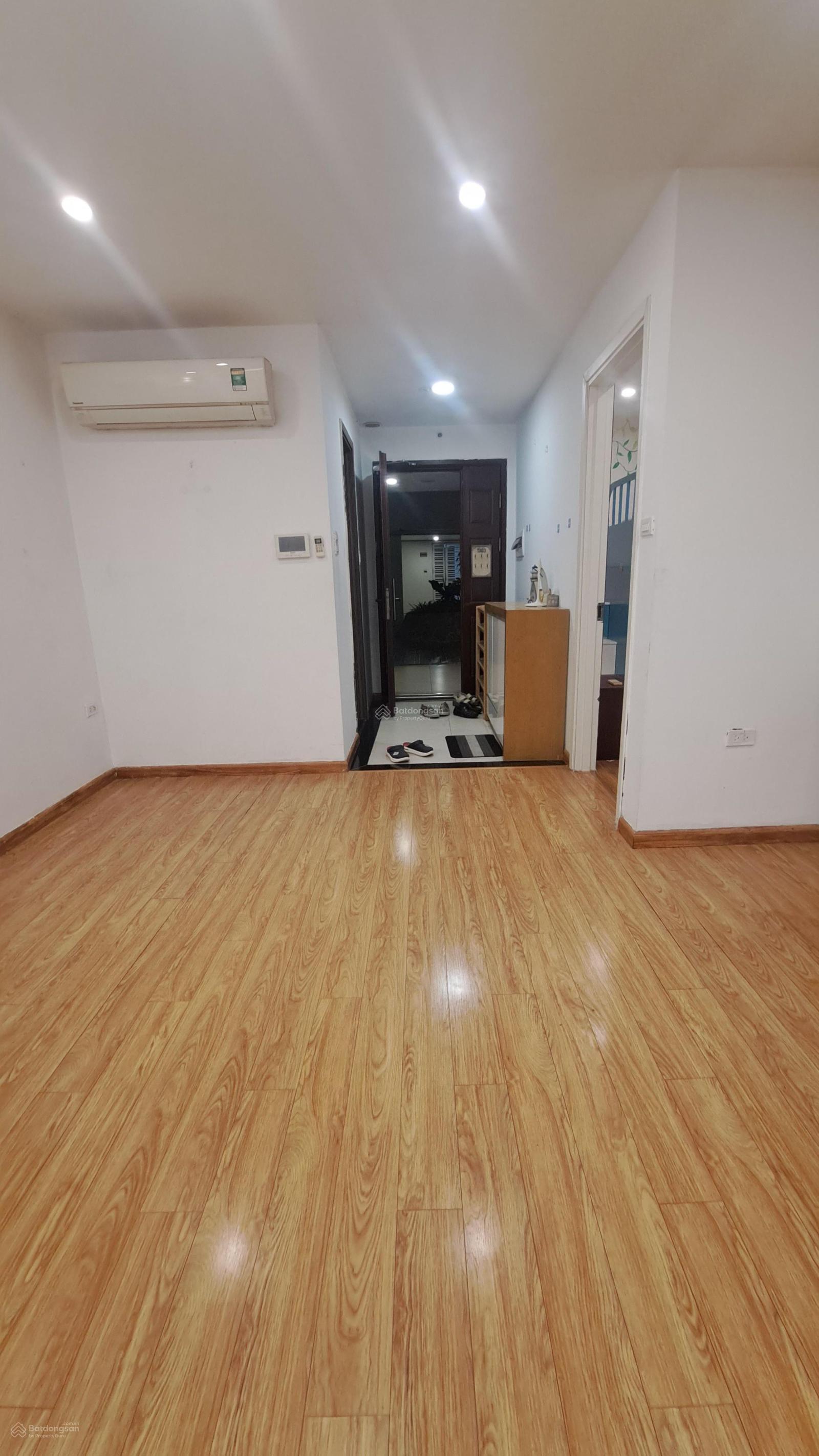 Bán gấp căn hộ chung cư tòa Berriver ngõ 390 Nguyễn Văn Cừ Long Biên giá 7.72 tỷ có thương lượng